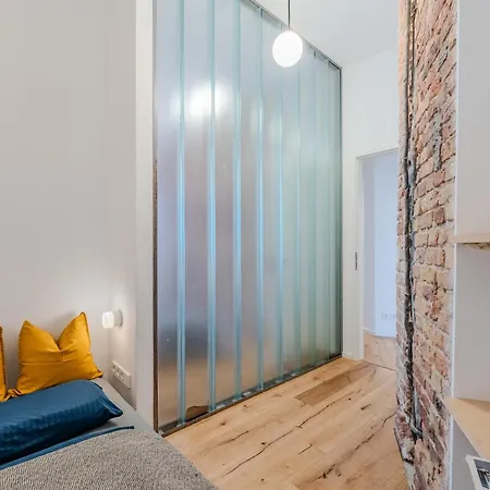 アパート Spacious In Kreuzberg ベルリン