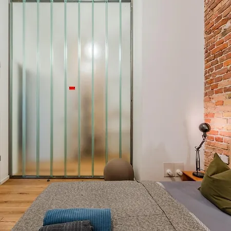 Spacious In Kreuzberg شقة