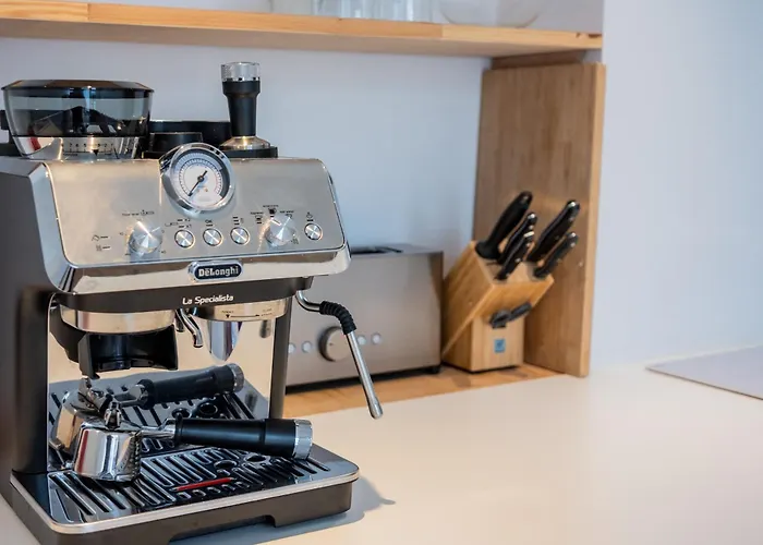 Spacious In Kreuzberg Apartament