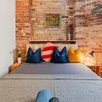 Spacious In Kreuzberg Берлин